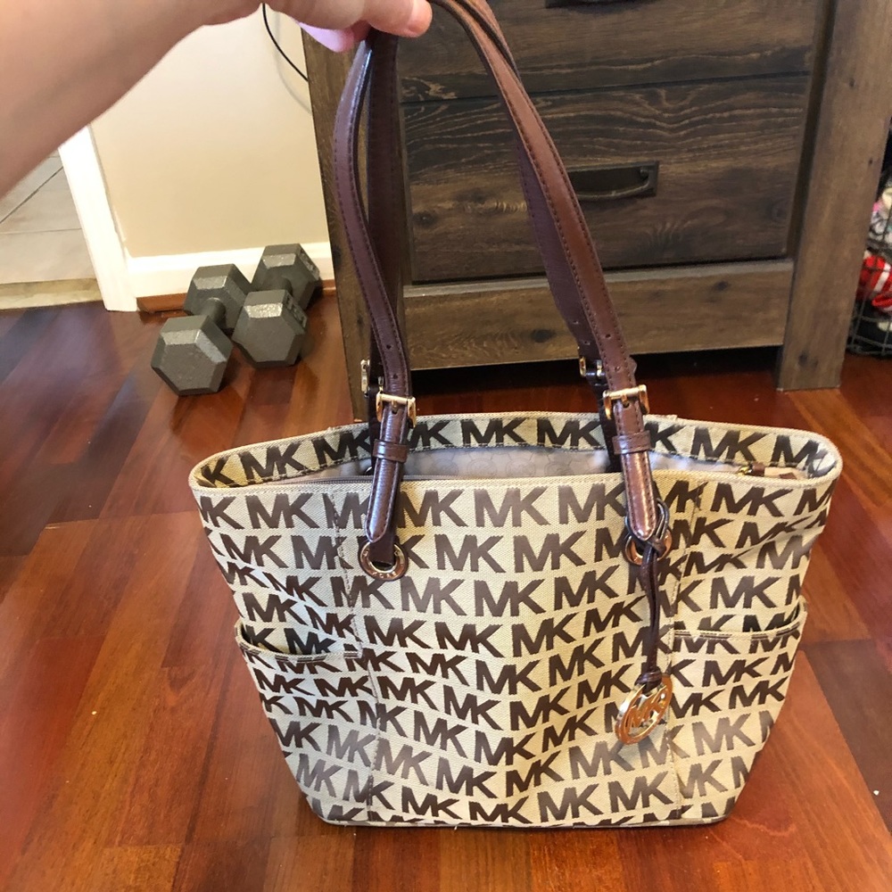 Michael Kors purse